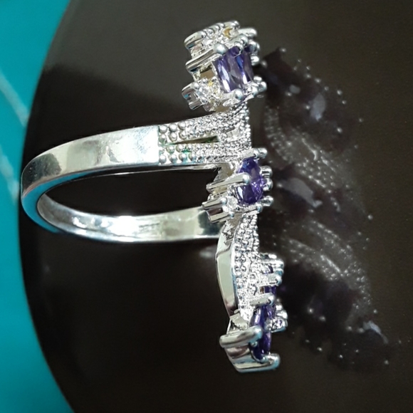 Ring - Picture 4 of 4